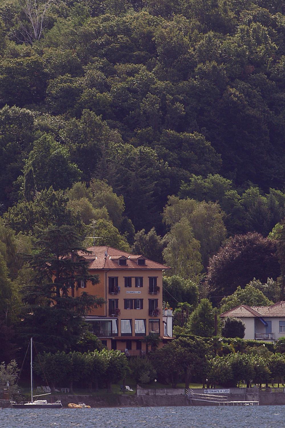 Hotel Lido Ranco Exterior photo